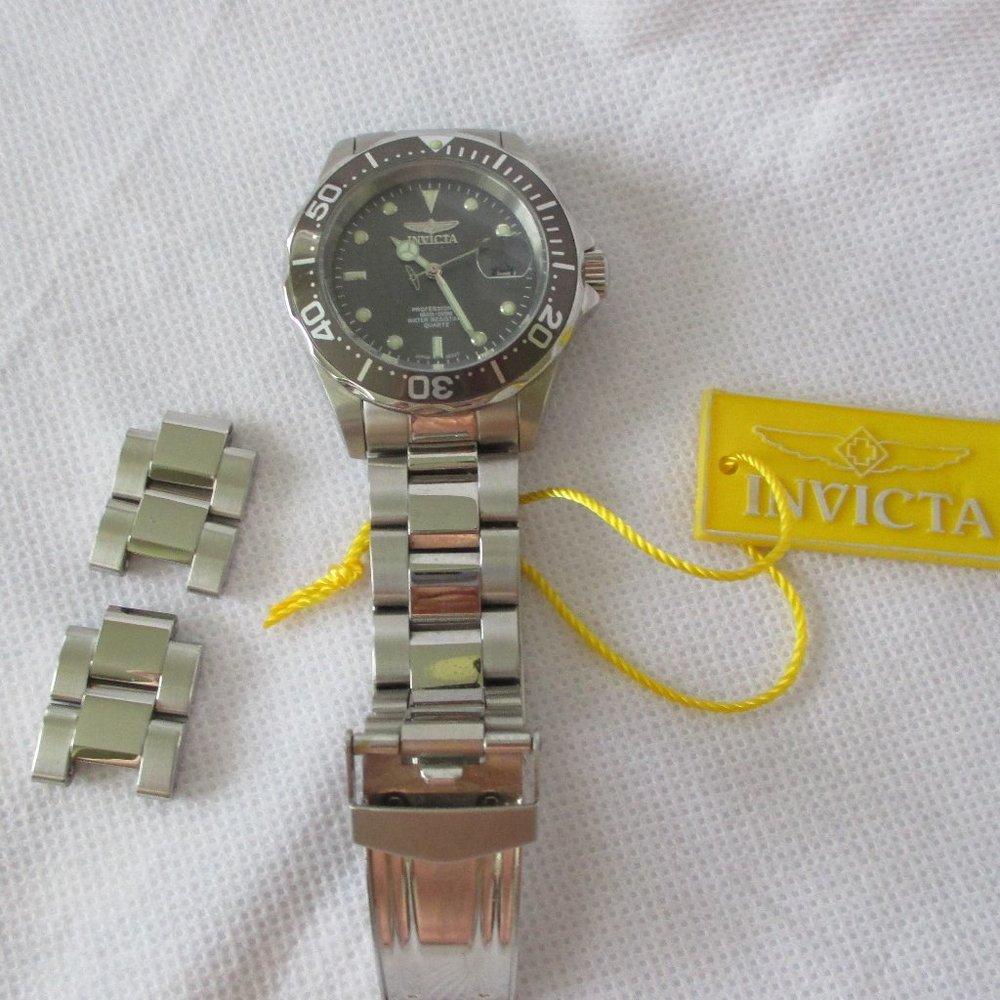 INVICTA men's Pro Diver watch  - I will have new battery installed